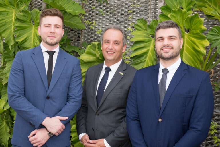 Entrust a shipbroker